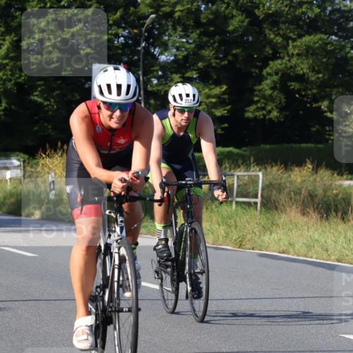 25.08.2024 - Elbe Triathlon Hamburg Fuchs,  Jonas http://msf.ph/oto/6841494 25.08.2024 09:39:48 Radfahren 338, 93, 122, 237, 414, 117, 283 meine-sportfotos.de