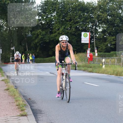 25.08.2024 - Elbe Triathlon Hamburg Fuchs,  Jonas http://msf.ph/oto/6841520 25.08.2024 08:57:43 Radfahren 58, 97, 185, 126, 147 meine-sportfotos.de