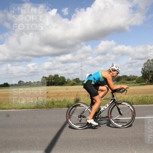 25.08.2024 - Elbe Triathlon Hamburg Fuchs,  Jonas http://msf.ph/oto/6841523 25.08.2024 11:19:36 Radfahren 1705, 1682, 1678, 1685, 1628 meine-sportfotos.de