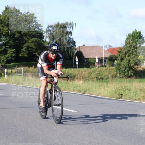 25.08.2024 - Elbe Triathlon Hamburg Fuchs,  Jonas http://msf.ph/oto/6841553 25.08.2024 09:39:52 Radfahren 122, 237, 414, 117, 283, 451 meine-sportfotos.de