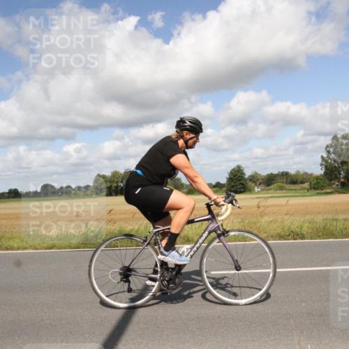 25.08.2024 - Elbe Triathlon Hamburg Fuchs,  Jonas http://msf.ph/oto/6841562 25.08.2024 11:19:45 Radfahren 1678, 1685, 1628, 1536 meine-sportfotos.de
