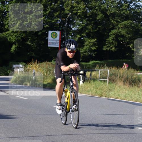 25.08.2024 - Elbe Triathlon Hamburg Fuchs,  Jonas http://msf.ph/oto/6841581 25.08.2024 09:39:54 Radfahren 122, 237, 414, 117, 283, 451, 284 meine-sportfotos.de