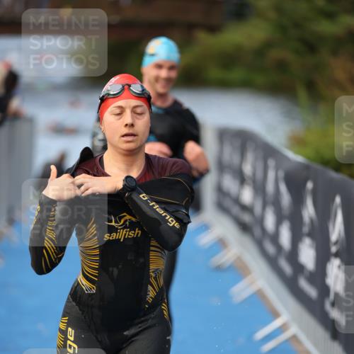 25.08.2024 - Elbe Triathlon Hamburg H.Heesch http://msf.ph/oto/6841608 25.08.2024 08:44:40 Schwimmen 80, 120, 124, 134, 145, 152, 161, 166, 169, 186, 188, 197 meine-sportfotos.de