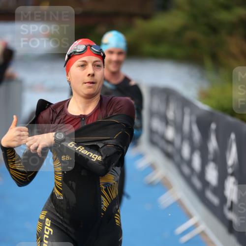 25.08.2024 - Elbe Triathlon Hamburg H.Heesch http://msf.ph/oto/6841630 25.08.2024 08:44:40 Schwimmen 80, 120, 124, 134, 145, 152, 161, 166, 169, 186, 188, 197 meine-sportfotos.de