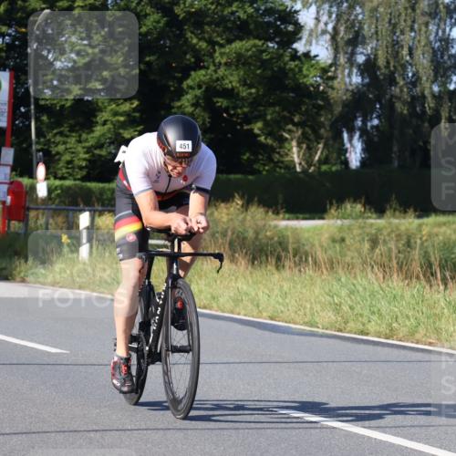 25.08.2024 - Elbe Triathlon Hamburg Fuchs,  Jonas http://msf.ph/oto/6841634 25.08.2024 09:39:58 Radfahren 117, 283, 451, 284, 363, 161 meine-sportfotos.de