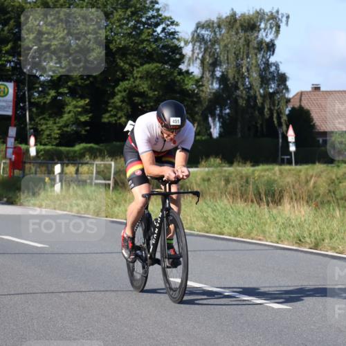 25.08.2024 - Elbe Triathlon Hamburg Fuchs,  Jonas http://msf.ph/oto/6841640 25.08.2024 09:39:58 Radfahren 117, 283, 451, 284, 363, 161 meine-sportfotos.de