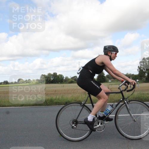 25.08.2024 - Elbe Triathlon Hamburg Fuchs,  Jonas http://msf.ph/oto/6841662 25.08.2024 11:21:09 Radfahren 1698, 1606 meine-sportfotos.de