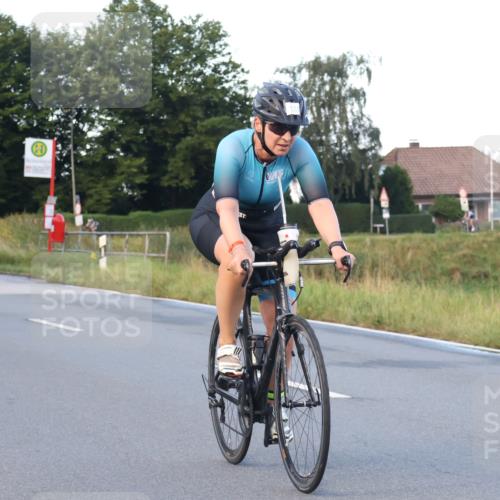 25.08.2024 - Elbe Triathlon Hamburg Fuchs,  Jonas http://msf.ph/oto/6841684 25.08.2024 08:57:55 Radfahren 136, 125, 146, 83 meine-sportfotos.de