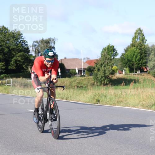 25.08.2024 - Elbe Triathlon Hamburg Fuchs,  Jonas http://msf.ph/oto/6841685 25.08.2024 09:40:00 Radfahren 283, 451, 284, 363, 161, 408, 174 meine-sportfotos.de