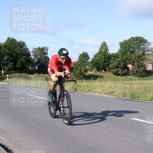 25.08.2024 - Elbe Triathlon Hamburg Fuchs,  Jonas http://msf.ph/oto/6841690 25.08.2024 09:40:01 Radfahren 451, 284, 363, 161, 408, 174 meine-sportfotos.de