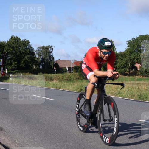 25.08.2024 - Elbe Triathlon Hamburg Fuchs,  Jonas http://msf.ph/oto/6841693 25.08.2024 09:40:01 Radfahren 451, 284, 363, 161, 408, 174 meine-sportfotos.de