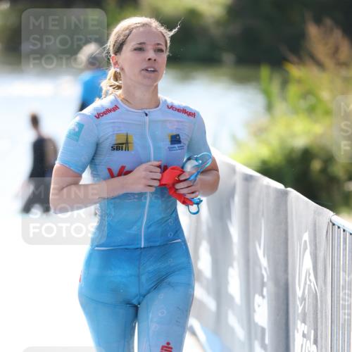 25.08.2024 - Elbe Triathlon Hamburg H.Heesch http://msf.ph/oto/6841696 25.08.2024 14:36:24 Schwimmen  meine-sportfotos.de