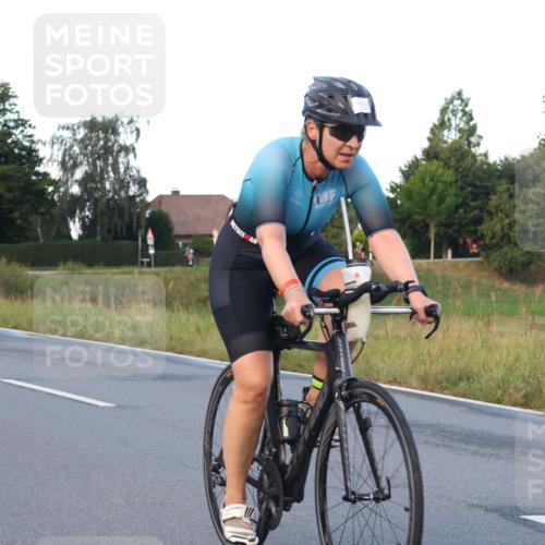 25.08.2024 - Elbe Triathlon Hamburg Fuchs,  Jonas http://msf.ph/oto/6841702 25.08.2024 08:57:55 Radfahren 136, 125, 146, 83 meine-sportfotos.de