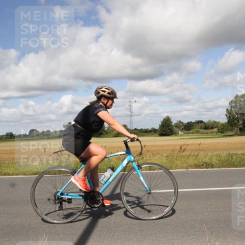 25.08.2024 - Elbe Triathlon Hamburg Fuchs,  Jonas http://msf.ph/oto/6841709 25.08.2024 11:21:40 Radfahren 1680, 1677 meine-sportfotos.de