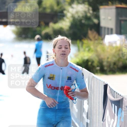 25.08.2024 - Elbe Triathlon Hamburg H.Heesch http://msf.ph/oto/6841711 25.08.2024 14:36:25 Schwimmen  meine-sportfotos.de