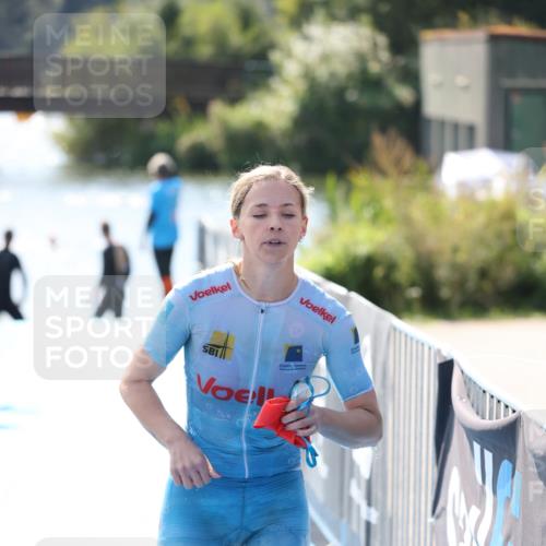 25.08.2024 - Elbe Triathlon Hamburg H.Heesch http://msf.ph/oto/6841715 25.08.2024 14:36:25 Schwimmen  meine-sportfotos.de
