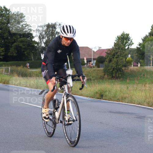 25.08.2024 - Elbe Triathlon Hamburg Fuchs,  Jonas http://msf.ph/oto/6841736 25.08.2024 08:57:57 Radfahren 136, 125, 146, 83 meine-sportfotos.de