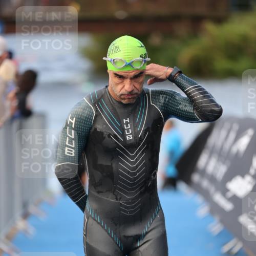 25.08.2024 - Elbe Triathlon Hamburg H.Heesch http://msf.ph/oto/6841743 25.08.2024 08:44:53 Schwimmen 120, 124, 166, 168, 169, 188, 197 meine-sportfotos.de