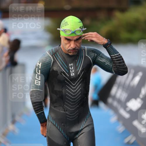 25.08.2024 - Elbe Triathlon Hamburg H.Heesch http://msf.ph/oto/6841748 25.08.2024 08:44:53 Schwimmen 120, 124, 166, 168, 169, 188, 197 meine-sportfotos.de