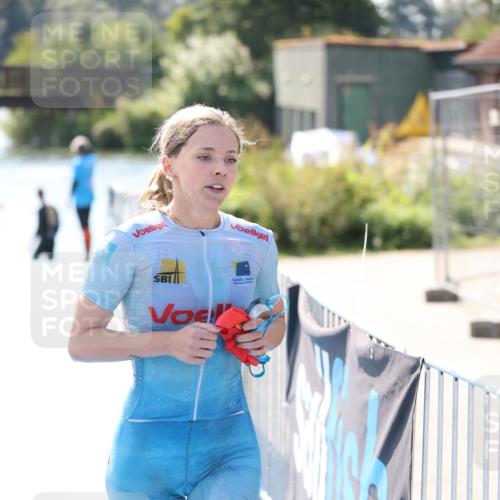 25.08.2024 - Elbe Triathlon Hamburg H.Heesch http://msf.ph/oto/6841754 25.08.2024 14:36:25 Schwimmen  meine-sportfotos.de