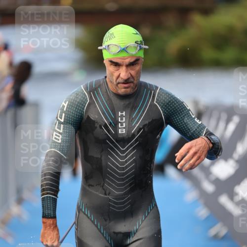25.08.2024 - Elbe Triathlon Hamburg H.Heesch http://msf.ph/oto/6841768 25.08.2024 08:44:54 Schwimmen 120, 124, 166, 168, 169, 188, 197 meine-sportfotos.de
