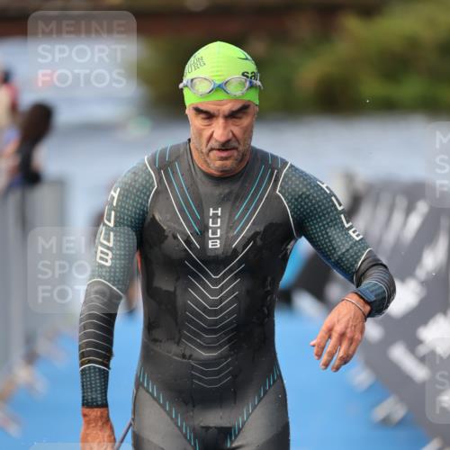 25.08.2024 - Elbe Triathlon Hamburg H.Heesch http://msf.ph/oto/6841780 25.08.2024 08:44:54 Schwimmen 120, 124, 166, 168, 169, 188, 197 meine-sportfotos.de