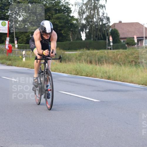 25.08.2024 - Elbe Triathlon Hamburg Fuchs,  Jonas http://msf.ph/oto/6841781 25.08.2024 08:58:00 Radfahren 136, 125, 146, 83, 113 meine-sportfotos.de