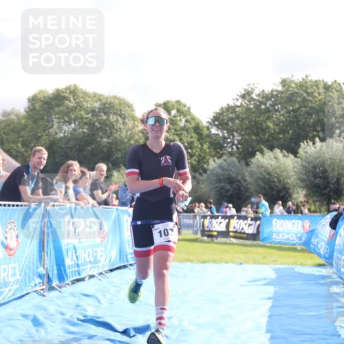 25.08.2024 - Elbe Triathlon Hamburg H.Heesch http://msf.ph/oto/6841785 25.08.2024 10:29:07 Ziel 107 meine-sportfotos.de