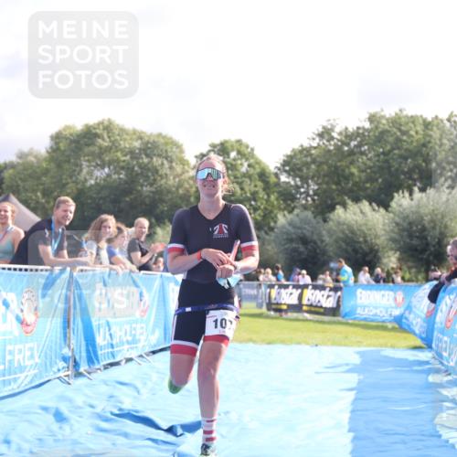 25.08.2024 - Elbe Triathlon Hamburg H.Heesch http://msf.ph/oto/6841798 25.08.2024 10:29:07 Ziel 107 meine-sportfotos.de