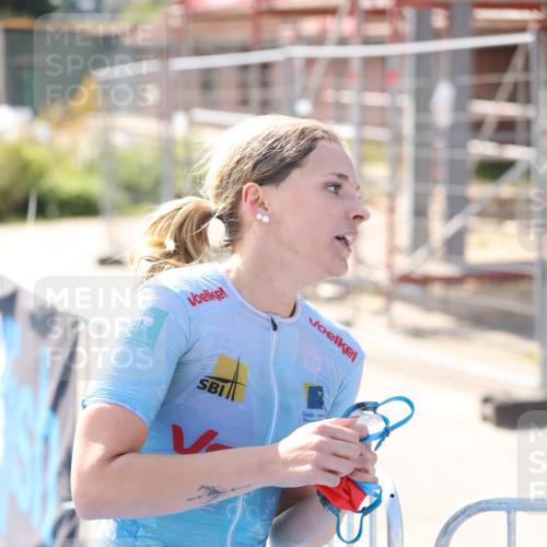 25.08.2024 - Elbe Triathlon Hamburg H.Heesch http://msf.ph/oto/6841800 25.08.2024 14:36:26 Schwimmen  meine-sportfotos.de