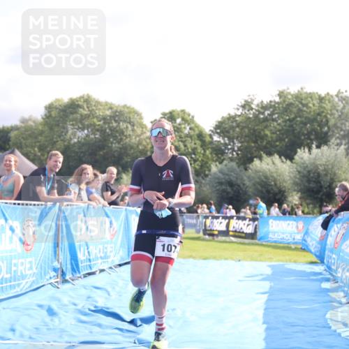 25.08.2024 - Elbe Triathlon Hamburg H.Heesch http://msf.ph/oto/6841811 25.08.2024 10:29:07 Ziel 107 meine-sportfotos.de