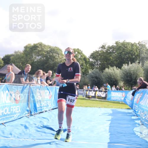 25.08.2024 - Elbe Triathlon Hamburg H.Heesch http://msf.ph/oto/6841818 25.08.2024 10:29:07 Ziel 107 meine-sportfotos.de