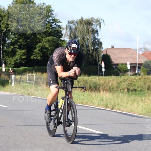 25.08.2024 - Elbe Triathlon Hamburg Fuchs,  Jonas http://msf.ph/oto/6841820 25.08.2024 09:40:15 Radfahren 415, 420, 403, 390 meine-sportfotos.de