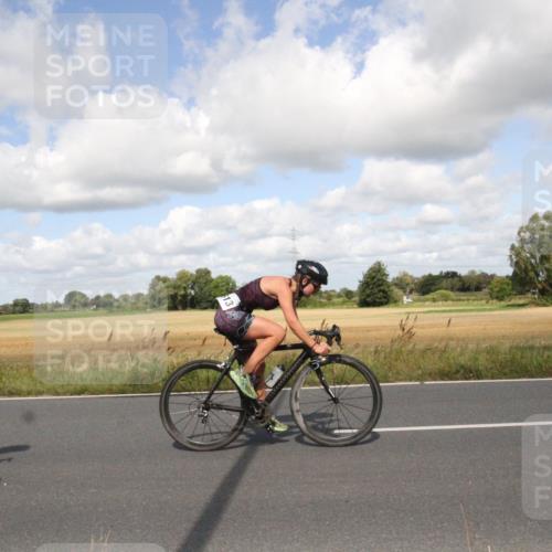 25.08.2024 - Elbe Triathlon Hamburg Fuchs,  Jonas http://msf.ph/oto/6841825 25.08.2024 11:23:12 Radfahren 1662, 1613, 1688, 1636 meine-sportfotos.de
