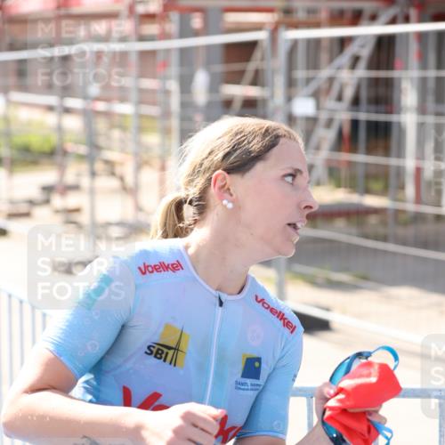 25.08.2024 - Elbe Triathlon Hamburg H.Heesch http://msf.ph/oto/6841826 25.08.2024 14:36:26 Schwimmen  meine-sportfotos.de