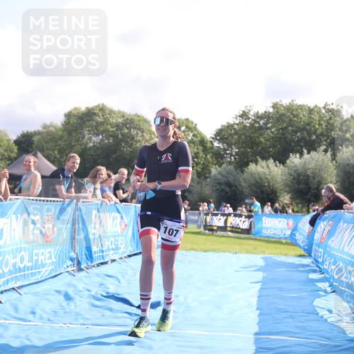 25.08.2024 - Elbe Triathlon Hamburg H.Heesch http://msf.ph/oto/6841828 25.08.2024 10:29:07 Ziel 107 meine-sportfotos.de