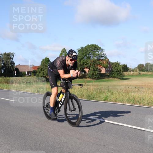25.08.2024 - Elbe Triathlon Hamburg Fuchs,  Jonas http://msf.ph/oto/6841831 25.08.2024 09:40:16 Radfahren 415, 420, 403, 390 meine-sportfotos.de