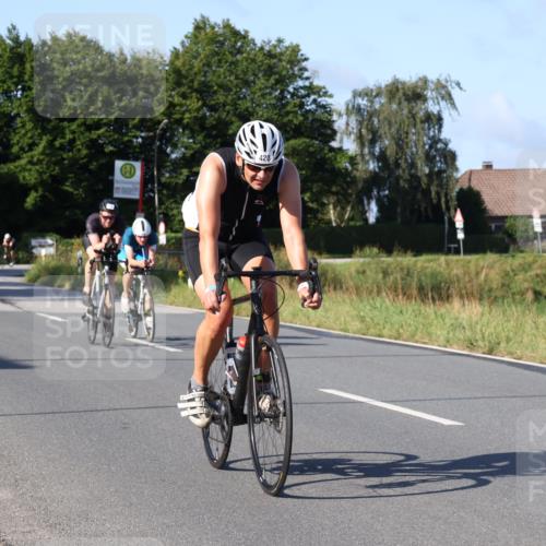 25.08.2024 - Elbe Triathlon Hamburg Fuchs,  Jonas http://msf.ph/oto/6841844 25.08.2024 09:40:17 Radfahren 415, 420, 403, 390 meine-sportfotos.de
