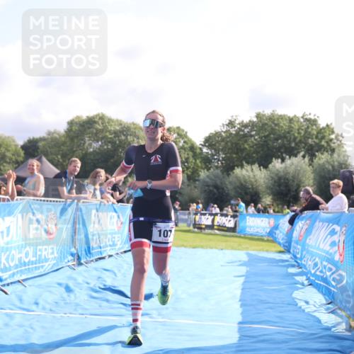 25.08.2024 - Elbe Triathlon Hamburg H.Heesch http://msf.ph/oto/6841856 25.08.2024 10:29:07 Ziel 107 meine-sportfotos.de