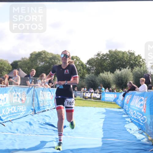 25.08.2024 - Elbe Triathlon Hamburg H.Heesch http://msf.ph/oto/6841868 25.08.2024 10:29:07 Ziel 107 meine-sportfotos.de