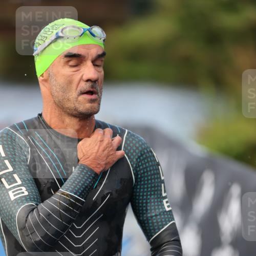 25.08.2024 - Elbe Triathlon Hamburg H.Heesch http://msf.ph/oto/6841880 25.08.2024 08:44:55 Schwimmen 120, 124, 166, 168, 169, 188, 197 meine-sportfotos.de