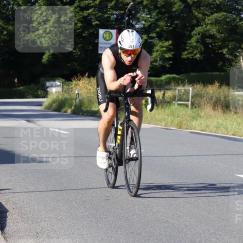 25.08.2024 - Elbe Triathlon Hamburg Fuchs,  Jonas http://msf.ph/oto/6841905 25.08.2024 09:40:25 Radfahren 261, 194 meine-sportfotos.de