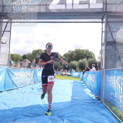 25.08.2024 - Elbe Triathlon Hamburg H.Heesch http://msf.ph/oto/6841920 25.08.2024 10:29:07 Ziel 107 meine-sportfotos.de