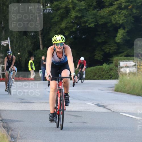 25.08.2024 - Elbe Triathlon Hamburg Fuchs,  Jonas http://msf.ph/oto/6841927 25.08.2024 08:58:12 Radfahren 137, 123, 114, 87 meine-sportfotos.de