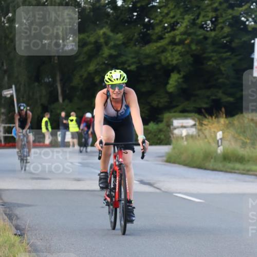 25.08.2024 - Elbe Triathlon Hamburg Fuchs,  Jonas http://msf.ph/oto/6841946 25.08.2024 08:58:12 Radfahren 137, 123, 114, 87 meine-sportfotos.de