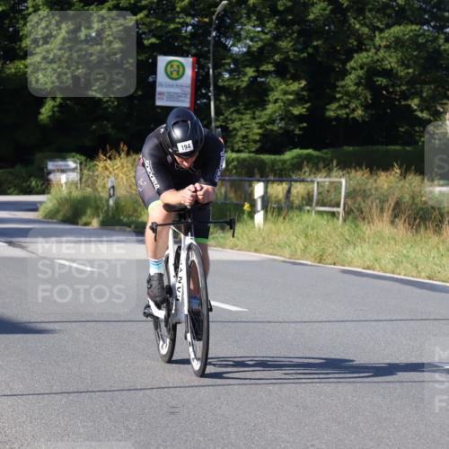 25.08.2024 - Elbe Triathlon Hamburg Fuchs,  Jonas http://msf.ph/oto/6841948 25.08.2024 09:40:31 Radfahren 261, 194, 452 meine-sportfotos.de