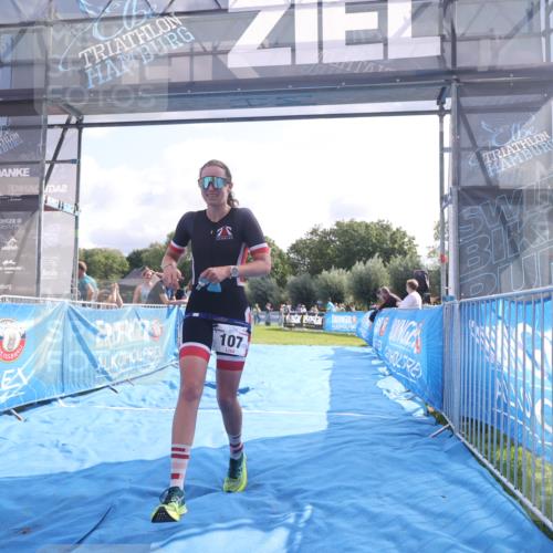 25.08.2024 - Elbe Triathlon Hamburg H.Heesch http://msf.ph/oto/6841967 25.08.2024 10:29:08 Ziel 107 meine-sportfotos.de