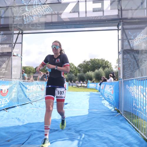 25.08.2024 - Elbe Triathlon Hamburg H.Heesch http://msf.ph/oto/6841986 25.08.2024 10:29:08 Ziel 107 meine-sportfotos.de