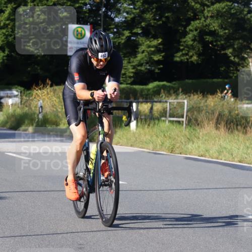 25.08.2024 - Elbe Triathlon Hamburg Fuchs,  Jonas http://msf.ph/oto/6841987 25.08.2024 09:40:34 Radfahren 194, 452, 205 meine-sportfotos.de