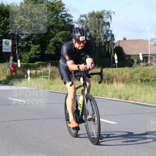 25.08.2024 - Elbe Triathlon Hamburg Fuchs,  Jonas http://msf.ph/oto/6841998 25.08.2024 09:40:35 Radfahren 194, 452, 205 meine-sportfotos.de